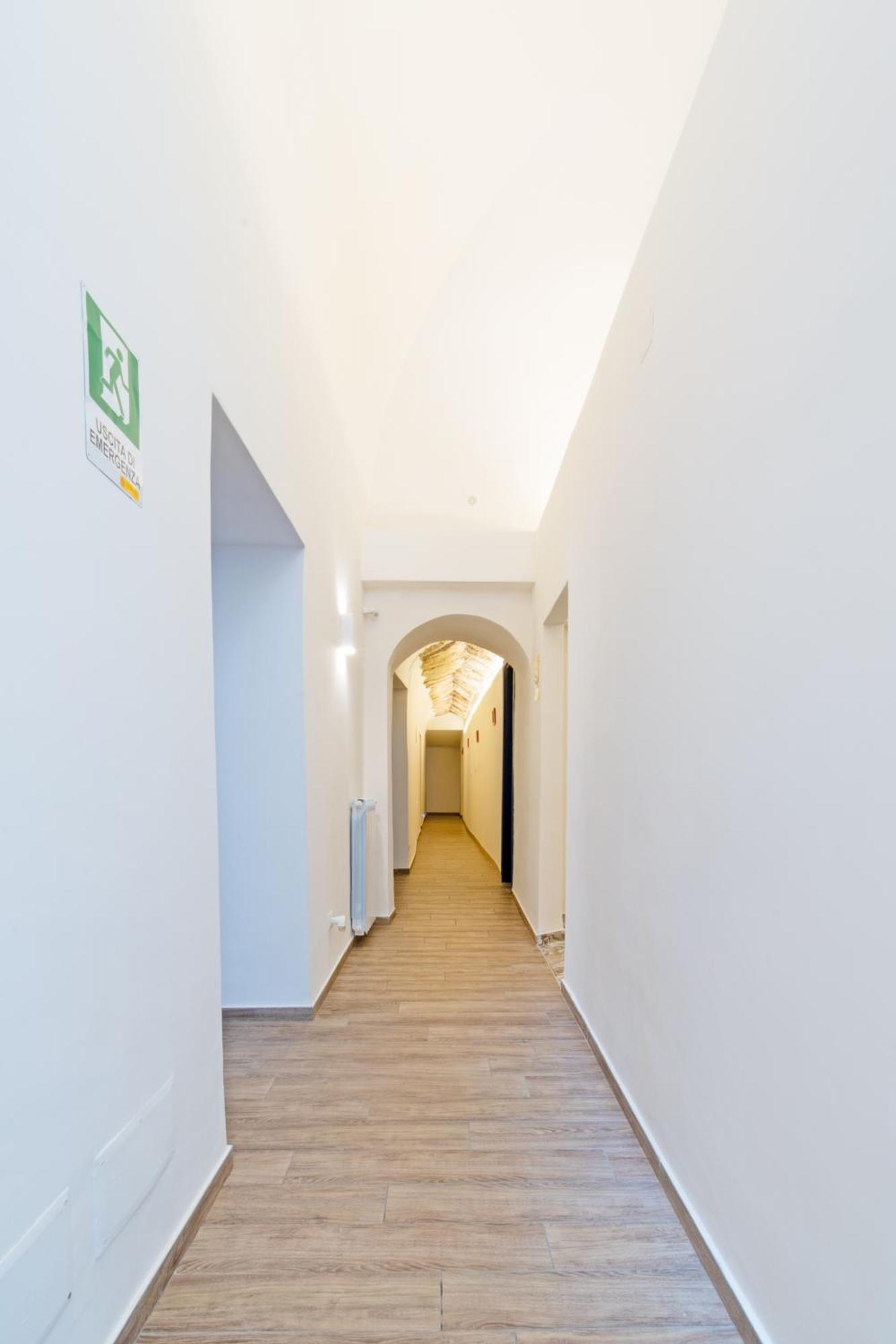 Palazzo Belmosto Nápoles Exterior foto